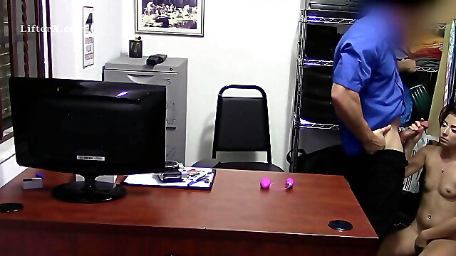 Blasen, Amateur-Teenager (18+), Jungendliche, Erwischt, Hardcore, Polizei